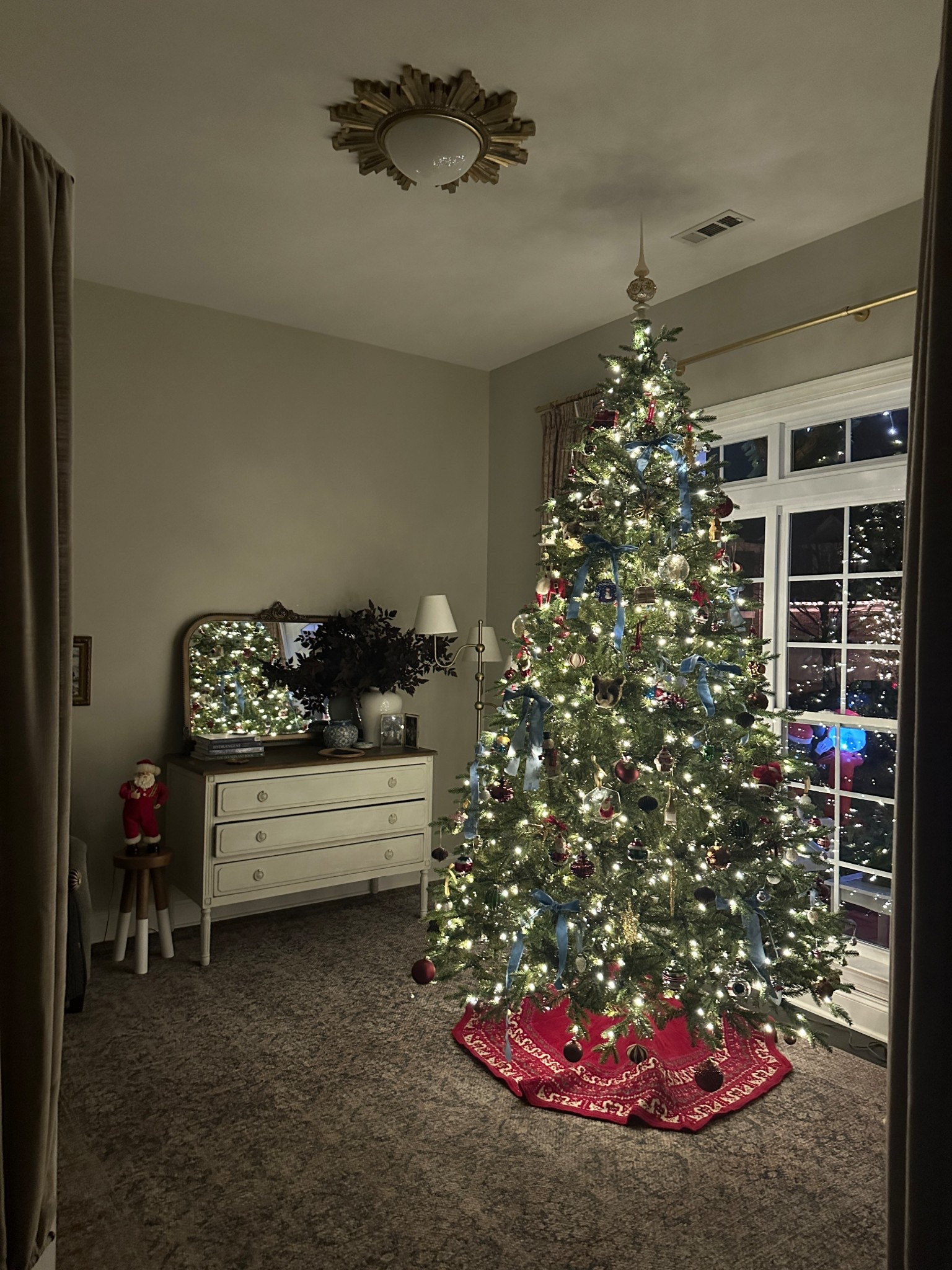 Our new 10-ft King of Christmas tree fills the front room window so perfectly — you can see it sparkling from outside and it just feels storybook. Full, fluffy branches, the prettiest glow, and honestly the most fun I’ve had decorating a tree yet. 🎄💫
Linking everything I used so you can recreate the whole look in your own home. 🤍

⸻

Christmas study decor, Christmas office decor, front room Christmas tree, tall Christmas tree ideas, king of Christmas tree, 10 foot Christmas tree, full Christmas tree style, holiday home decor, classic Christmas decor, cozy Christmas home, Christmas tree inspiration, decorate with me Christmas, neutral Christmas decor, winter home styling, holiday decorating ideas, Christmas window tree, front window Christmas tree, festive home inspiration, Christmas decorating finds

⸻

#LTKhome #LTKholiday #LTKchristmas #LTKseasonal #christmashomedecor #holidaydecorideas #kingofchristmas #christmastreeinspo #neutralchristmasdecor #cozychristmashome #christmasstudy #frontwindowtree #holidayhomestyling #decoratewithme #christmasinteriors #festivehomevibes