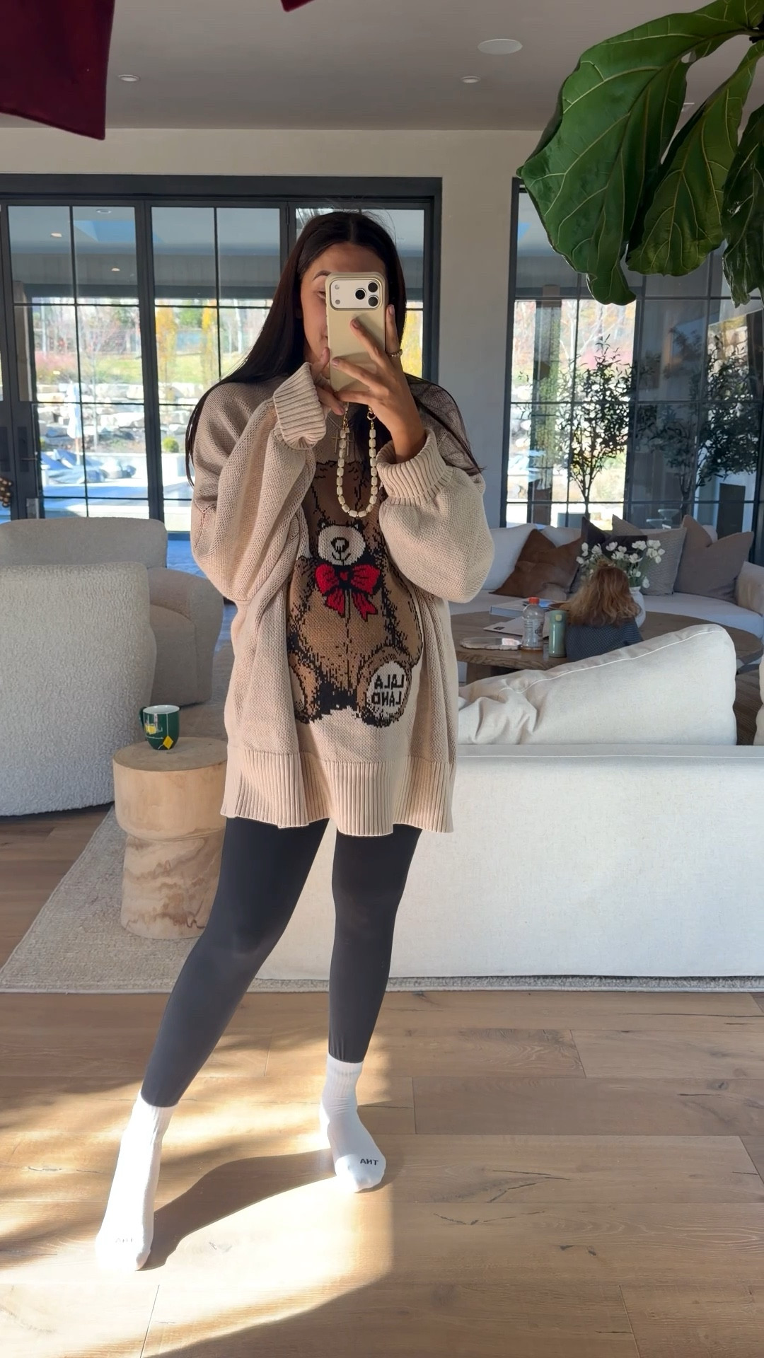 How sweet is this sweater!!🧸 perfect cozy find! 

Dressupbuttercup.com #dressupbuttercup #dederaad 

#LTKSeasonal #LTKStyleTip #LTKHoliday