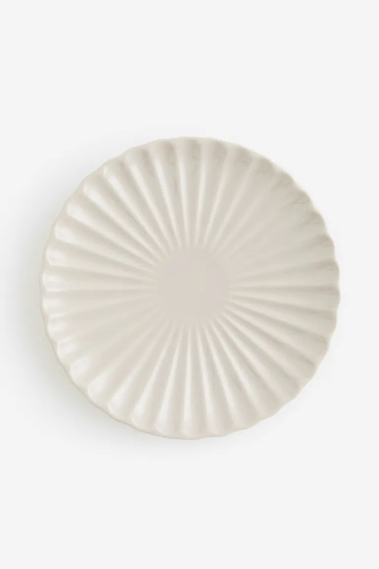 Small porcelain plate | H&M (UK, MY, IN, SG, PH, TW, HK)