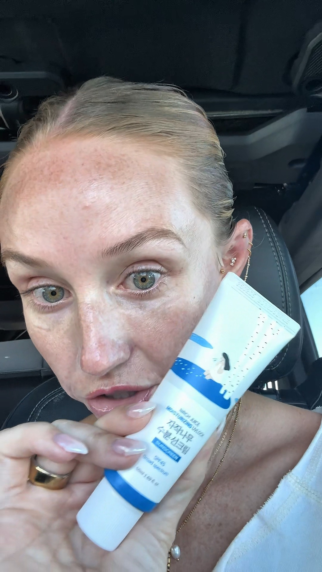 Lightweight & hydrating Korean sunscreen!

#LTKgrwm #LTKselfcare #LTKBeauty