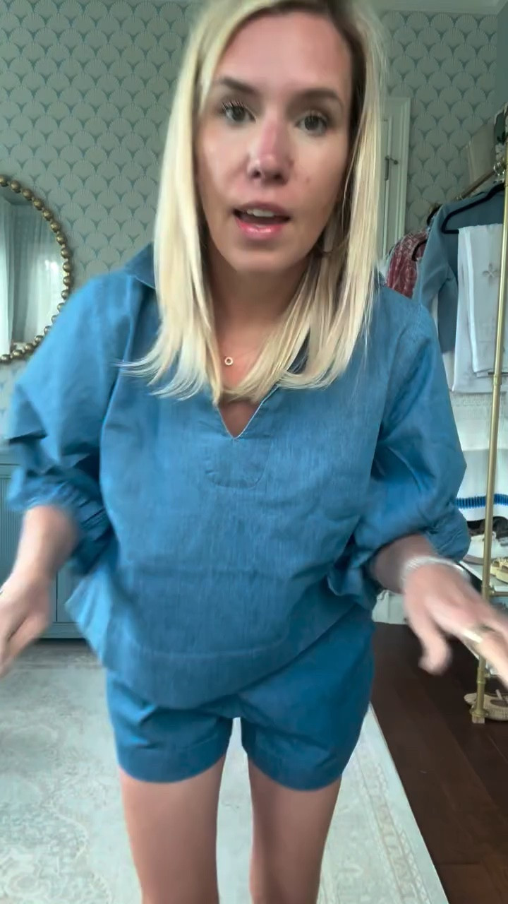 My most favorite sets. This one is mix and match and so easy to wear for all of the things. Great for travel, lounge, errands, and every day mom life! ♥️

Comment LINK and I’ll send to your messages! 

#quietculture #traveloutfit #momlook