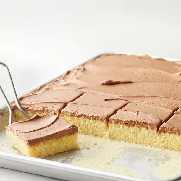 Betty Crocker Super Moist Butter Recipe Yellow Cake Mix, 15.25 oz | Walmart (US)