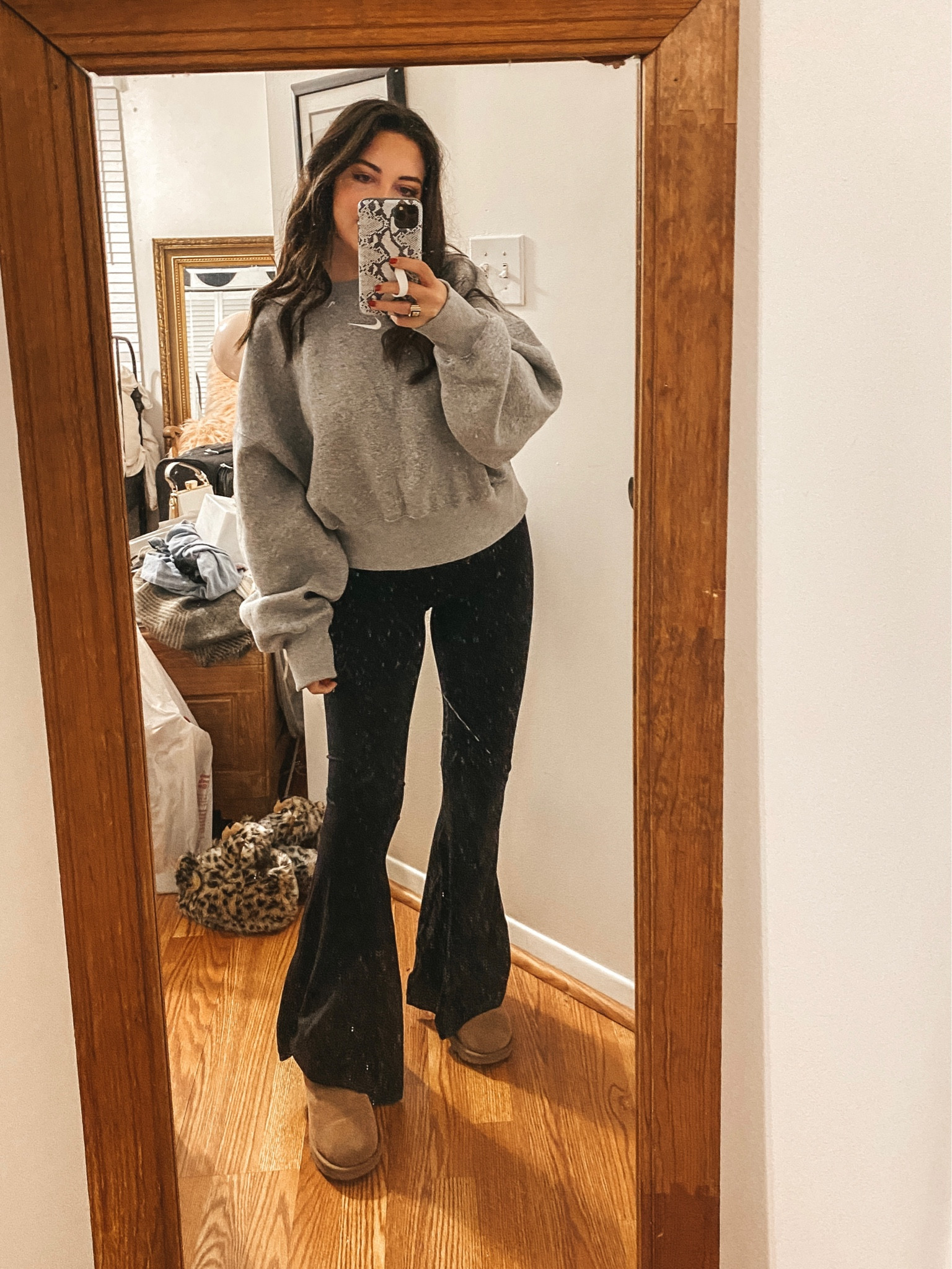 Casual winter outfit to go get a pedi! 

#LTKsalealert #LTKunder100 #LTKSeasonal