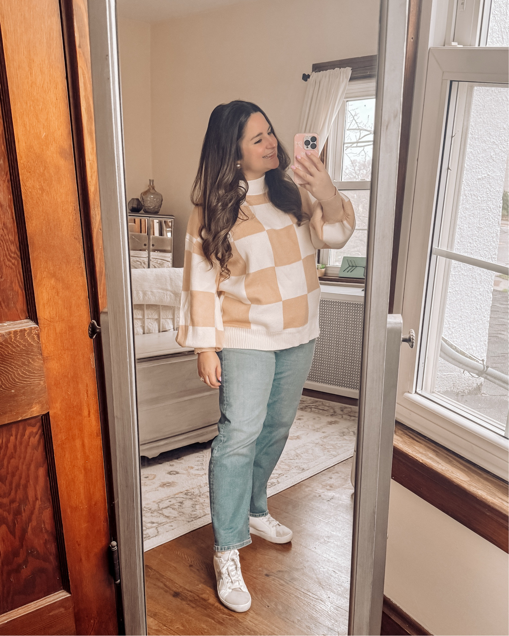 Cute and casual in a checkered sweater! The perfect winter outfit 🤎 

Wearing a size 32 in these Levi’s straight leg jeans and an xl in the neutral sweater

Curvy, midsize, petite jeans, Amazon jeans, Amazon outfit, casual winter outfit, petite style 

#LTKMidsize #LTKFindsUnder100 #LTKSeasonal