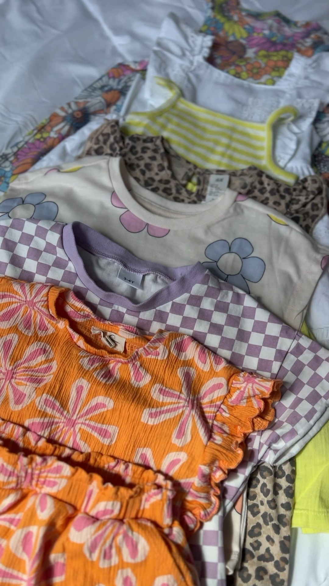 Toddler girl vacation outfits / summer style 