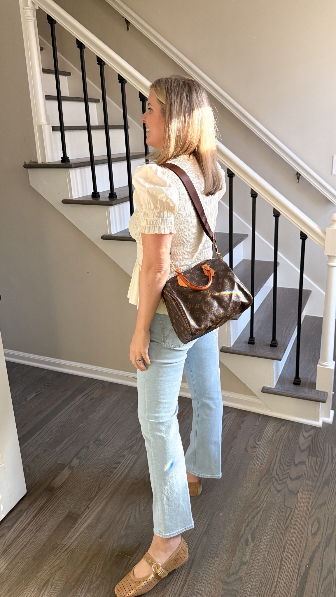 Don't sleep on these jeans and this top while they're on sale!



#LTKSaleAlert #LTKootd #LTKSeasonal