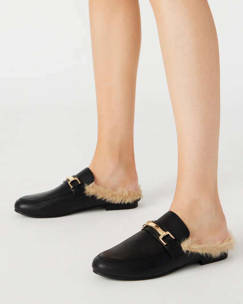 KHLOE Black Leather Faux Fur Mule | Women's Leather Mule | Steve Madden (US)