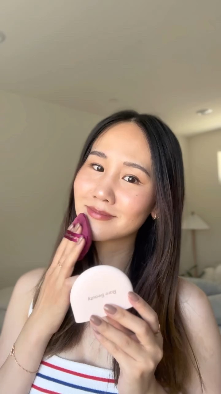 Let’s do a full face with @rarebeauty only products

True to Myself Tinted Pressed Finishing Powder
Soft Touch Powder Puff
Soft Pinch Liquid Blush
Warm Wishes Effortless Bronzer Stick
Perfect Strokes Universal Volumizing Mascara
Soft Pinch Tinted Lip Oil
Kind Words Matte Lip Liner
Positive Light Silky Touch Highlighter
Find Comfort Body & Hair Fragrance Mist

All purchased
Comment “Links” I will DM you the list of product links, https://shopmy.us/collections/824615
____

#rareroutine #rarebeauty #salenagmezmakeup #fullfacerarebeauty #makeuptutorial #makeupreels #naturalmakeup