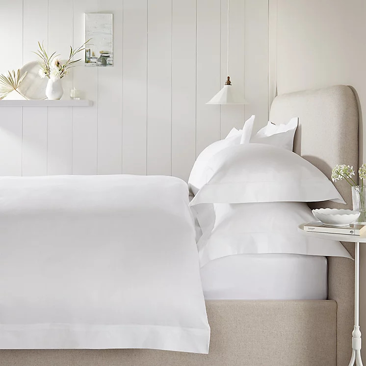 Cranleigh 1000 Thread Count Duvet Cover | The White Company UK & ROW