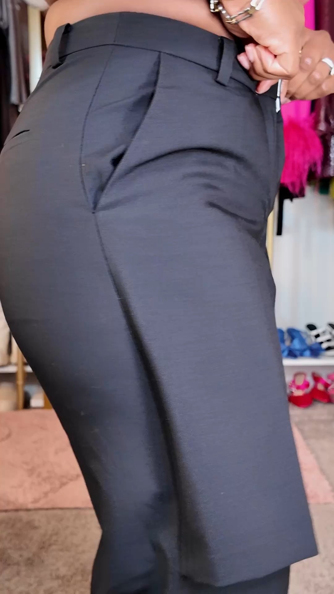 Ep. 6 of Style Diaries

Corset & Earrings @H&M 
Bottoms @asos 
Hat @pacsun
Shoes @adidas 
Necklace @ZARA

#LTKShoeCrush #LTKFindsUnder100 #LTKStyleTip