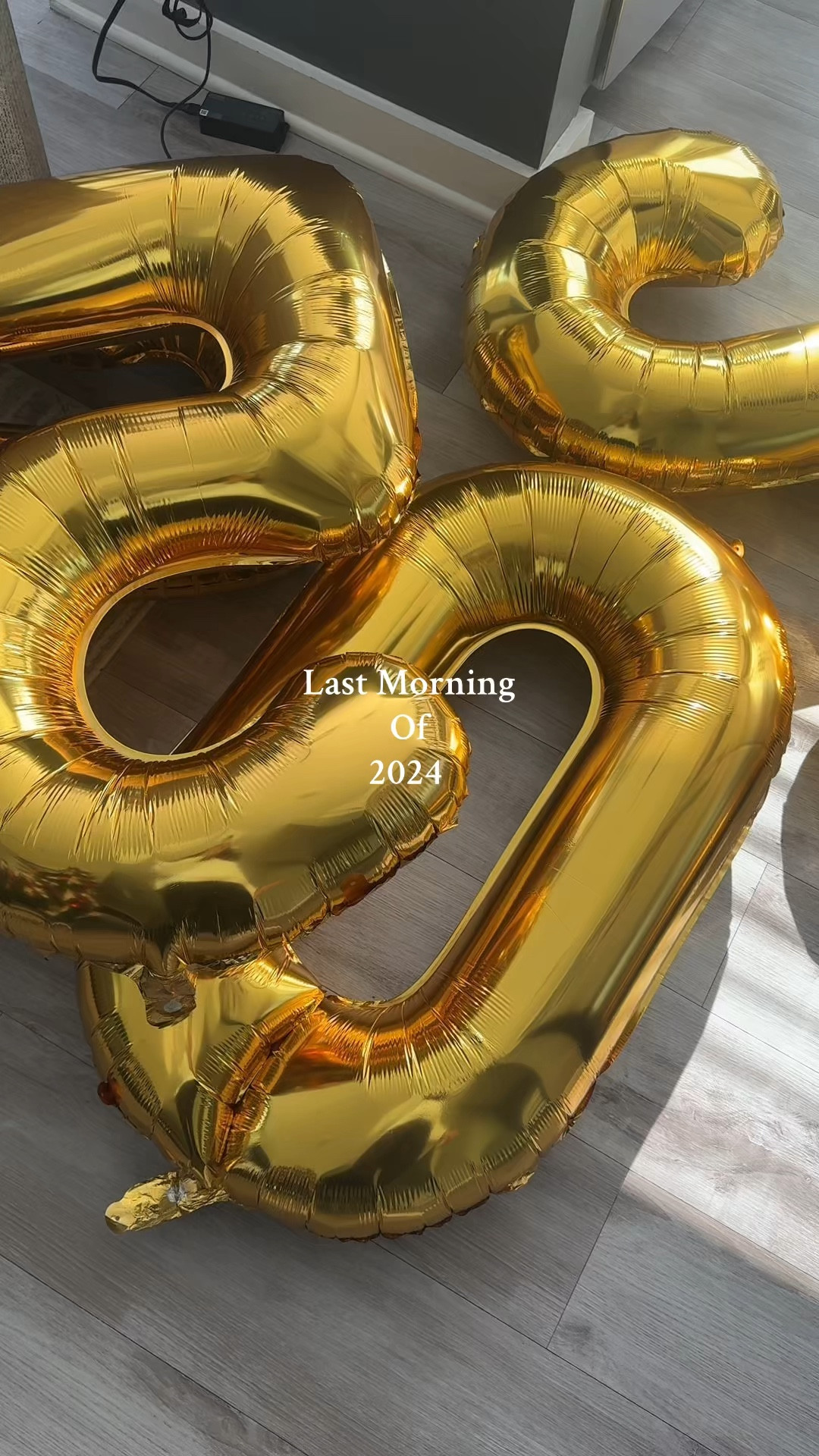 Last morning of 2024! #newyears 

#LTKHoliday #LTKFindsUnder100 #LTKHome