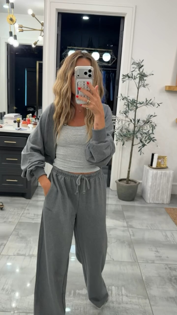 not me pairing sweats with a little heel to make them feel elevated .... is it working? 

Aritzia outfit, everyday style, effortless fashion

#LTKOver40 #LTKSeasonal #LTKootd