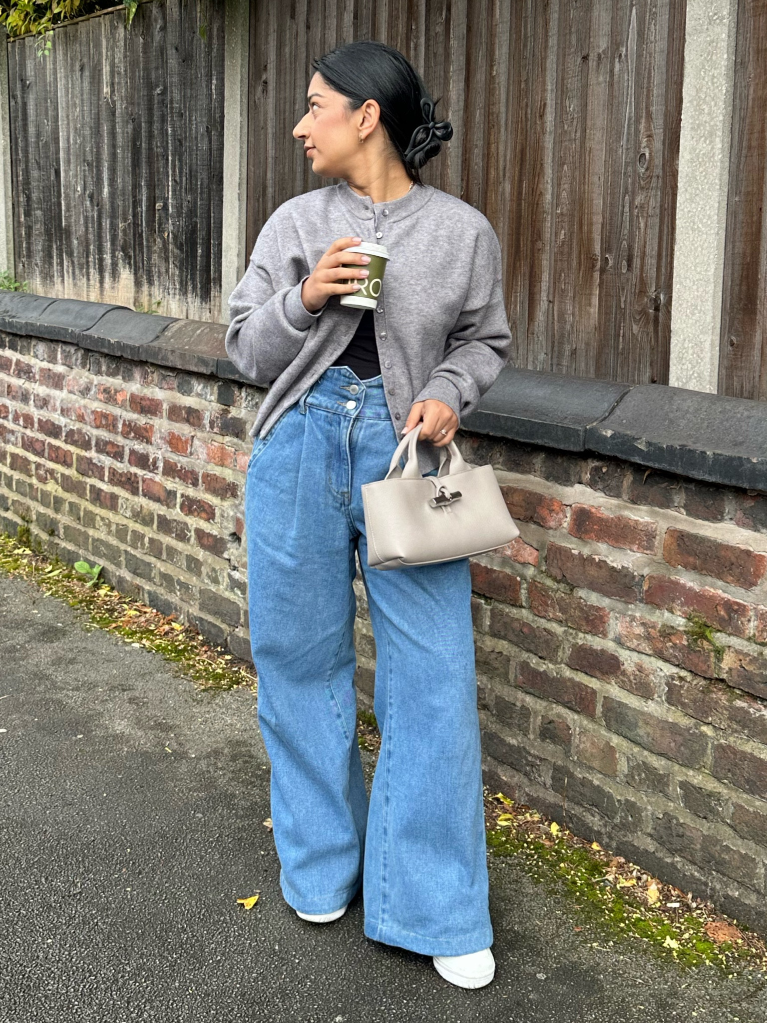 Petite jeans cardi grey autumn longchamp asos karen millen 

#LTKeurope #LTKautumn #LTKuk