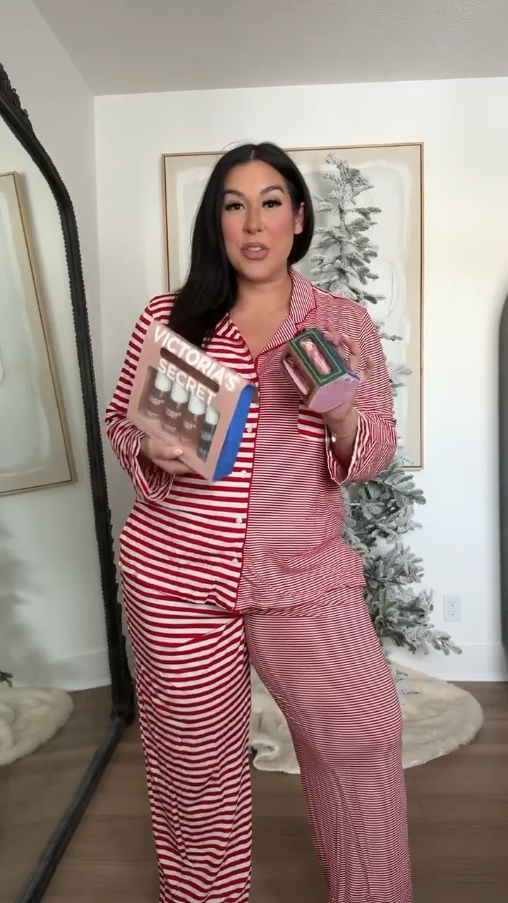 Gifts under $50 for her, from Victoria’s Secret! These PJs would make a great gift too!
-
-
-
Stocking stuffers, gifts for her, pajama set, beauty gifts

#LTKHoliday #LTKGiftGuide