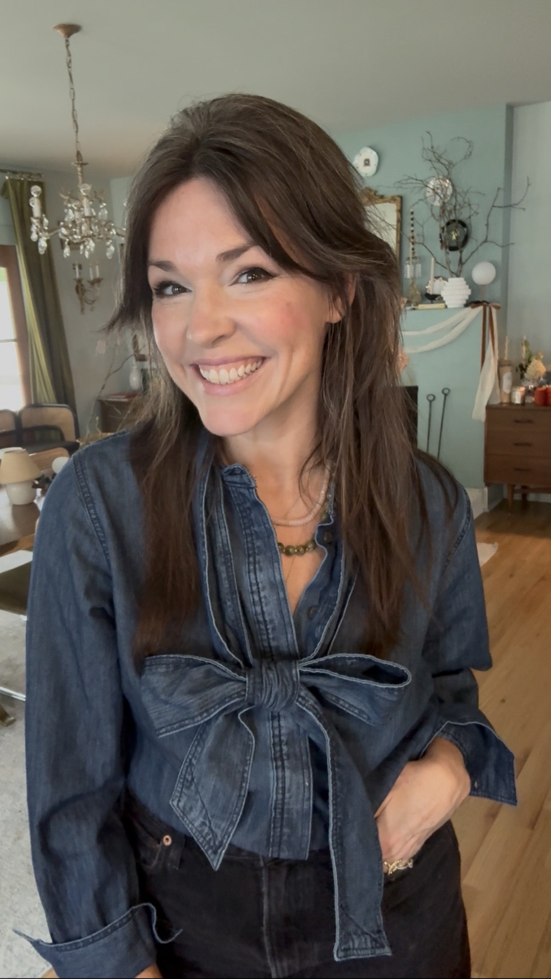 Looooving this super cute $28 tie neck top. The fit is so spot on (I’m wearing a medium!), it’s 100% cotton, and you can style it so many ways! It will be on heavy repeat for me this fall!✨✨✨

#LTKootd #LTKOver40 #LTKSeasonal