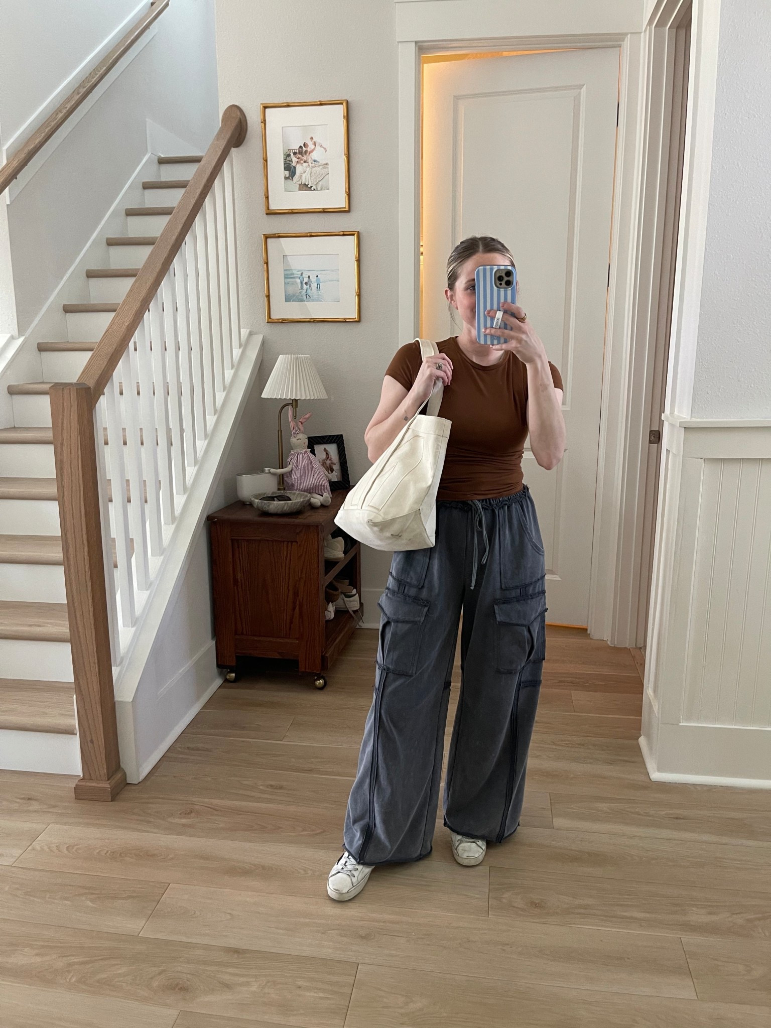 Mom everyday outfit! Mom of 5 and this is one of my go to easy and comfy outfits 



#LTKmomlife #LTKootd #LTKdayinmylife