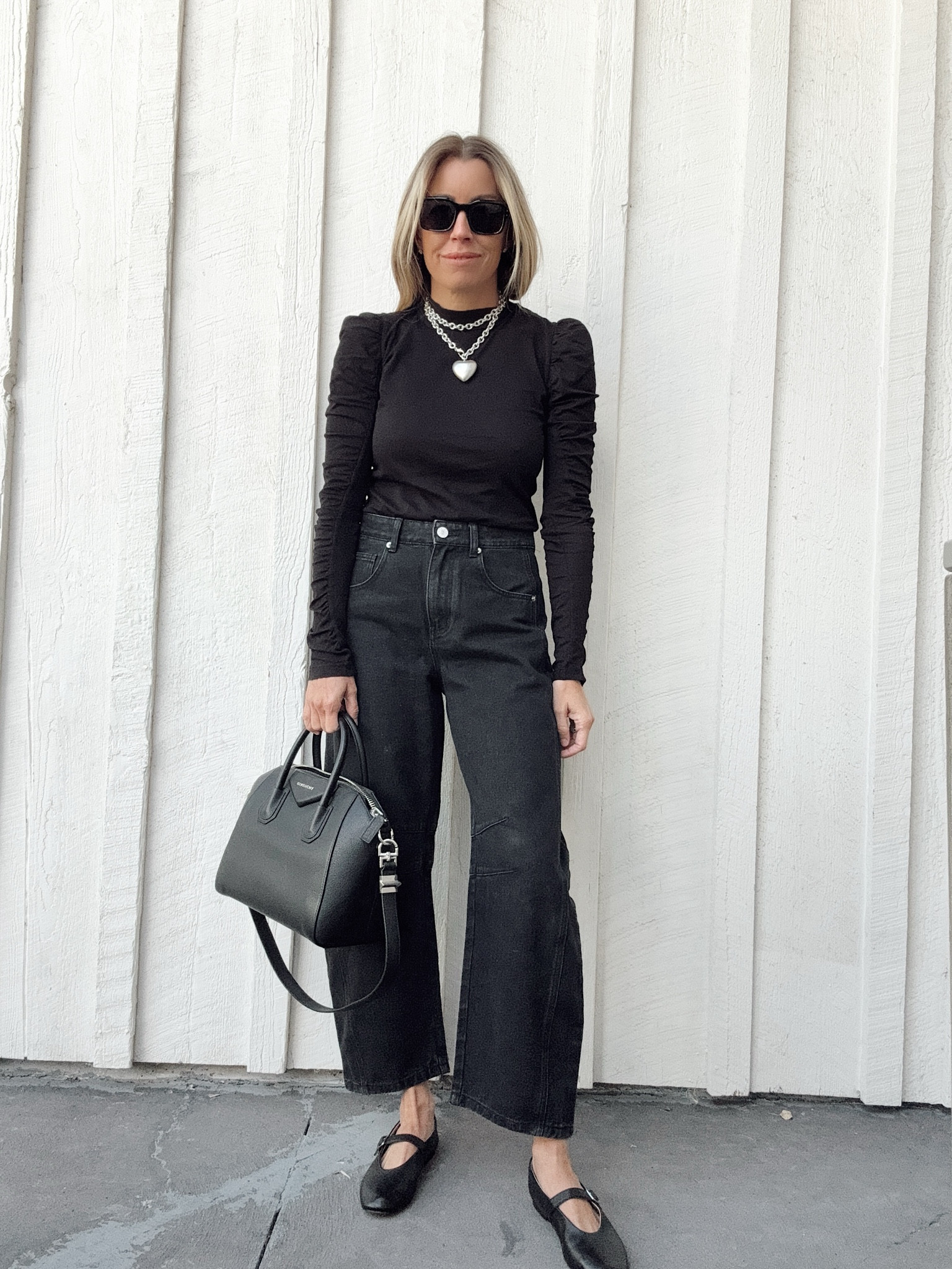 Top Jeans and ballet flats all under $100
Im wearing a S in this top and jeans & shoes are tts 

#LTKSeasonal #LTKFindsUnder100 #LTKFindsUnder50