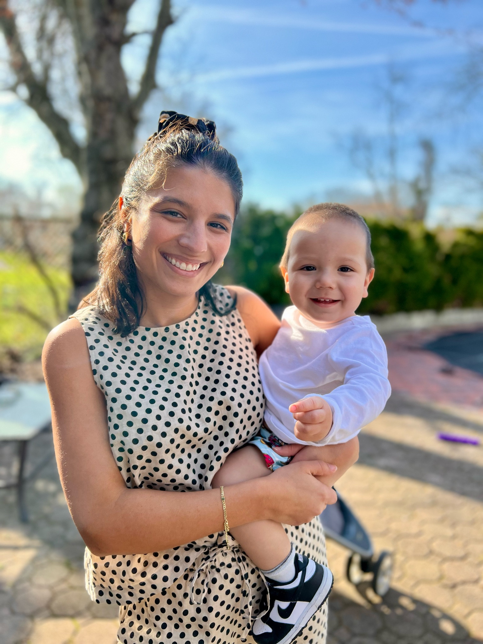 Sunny days! 
#whattowear
#spring


#LTKSeasonal #LTKfindsunder100 #LTKU