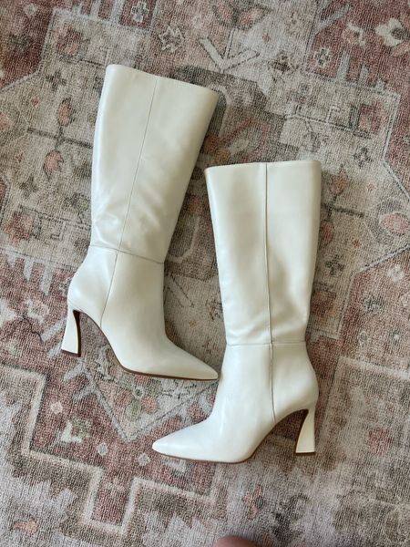 Fall fashion knee high boots 
White boots 
Heeled boots 
Tall boots 