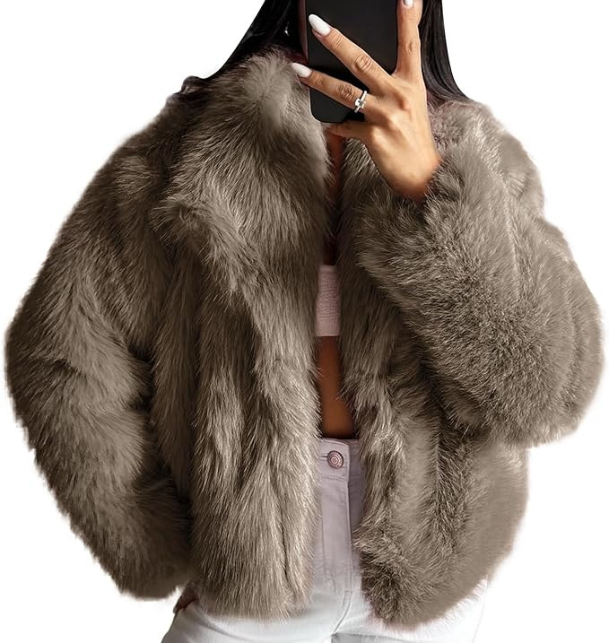 COZYPOIN Womens Faux Fur Jacket Fluffy Fur Coat Cropped Long Sleeve Lapel Button Down Fuzzy Winte... | Amazon (US)