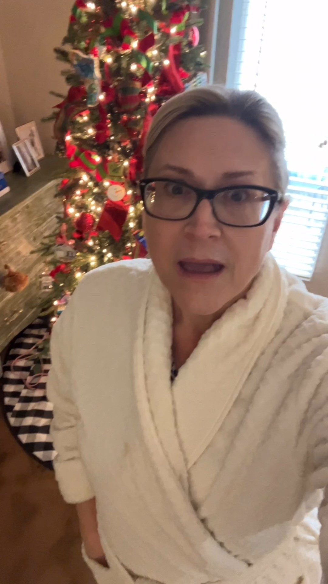 Snuggled up in my new favorite robe from Draper James 💕 Soft, cozy, and oh-so-Southern-chic — the perfect way to start (or end) your day. I love the plush texture and oversized shawl-collar, which makes it feel like a hug in robe form. Pair it with your go-to pajamas and you’ve got the ultimate at-home vibe.

Why I love it:
   •   Comfy + cozy: The shawl-collar robe is 100% plush, so it’s lightweight but still warm and soft — ideal for relaxing mornings or slow Sundays.  ￼
   •   Effortless Southern charm: As a longtime fan of Draper James’s aesthetic, this robe feels timeless yet fresh.  ￼
   •   Everyday luxury: It’s the kind of “little thing” that elevates ordinary days — whether you’re sipping coffee on the porch, cozying up with a book, or having a slow-roll morning.

#LTKhome #LTKunder50 #SouthernLiving #CozyMorning #HomeLoungewear #DraperJames #RobeSeason #SlowMorningVibes #pajamas

#LTKSaleAlert #LTKCyberWeek #LTKGiftGuide