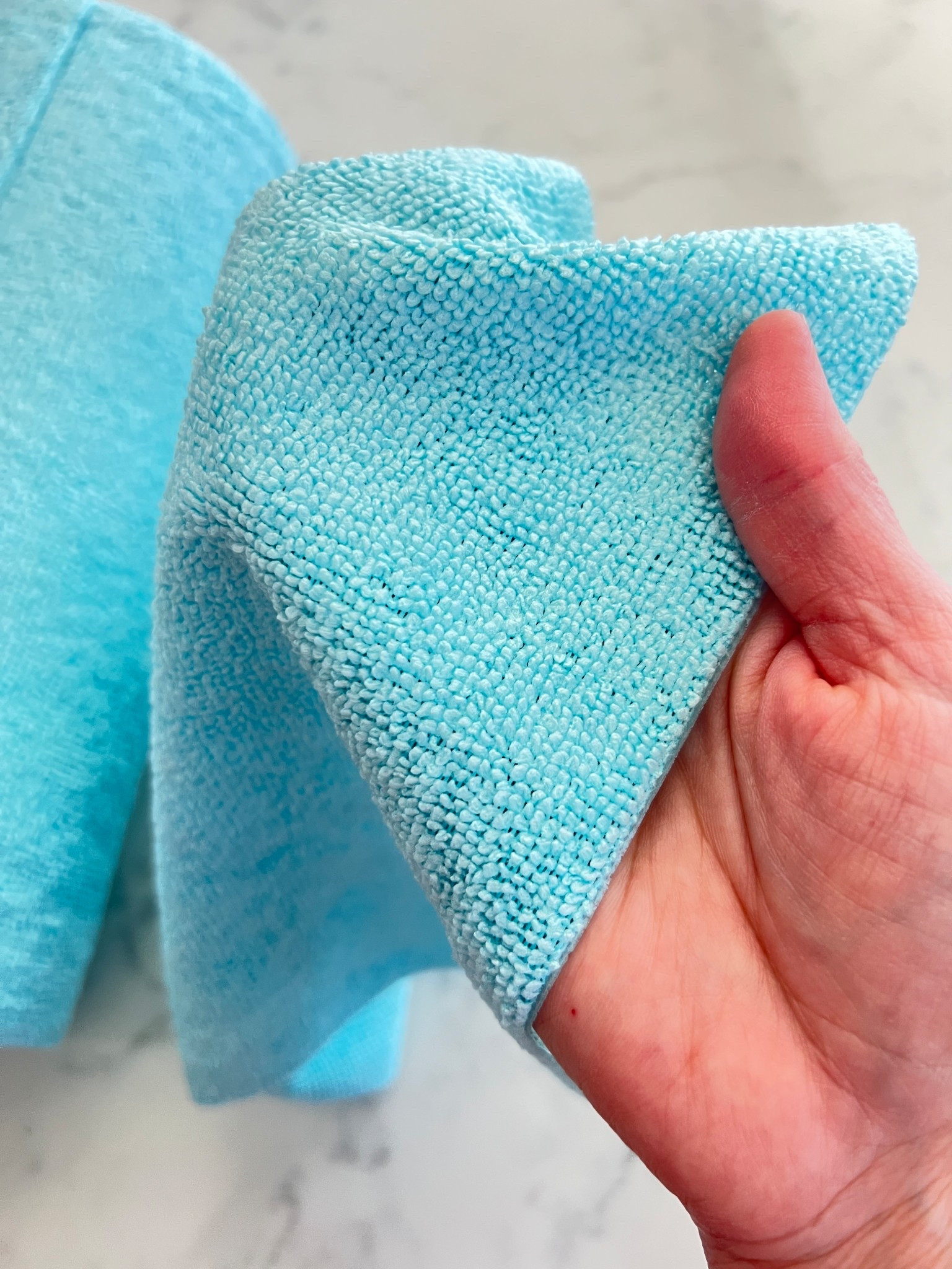 Keep your home spotless with this reusable cleaning cloth roll! These versatile, ultra-absorbent cloths are perfect for everything from dusting to polishing your home.
Cleaning hacks, tidy up, home organization, mom essentials

#LTKU #LTKFindsUnder50 #LTKSeasonal