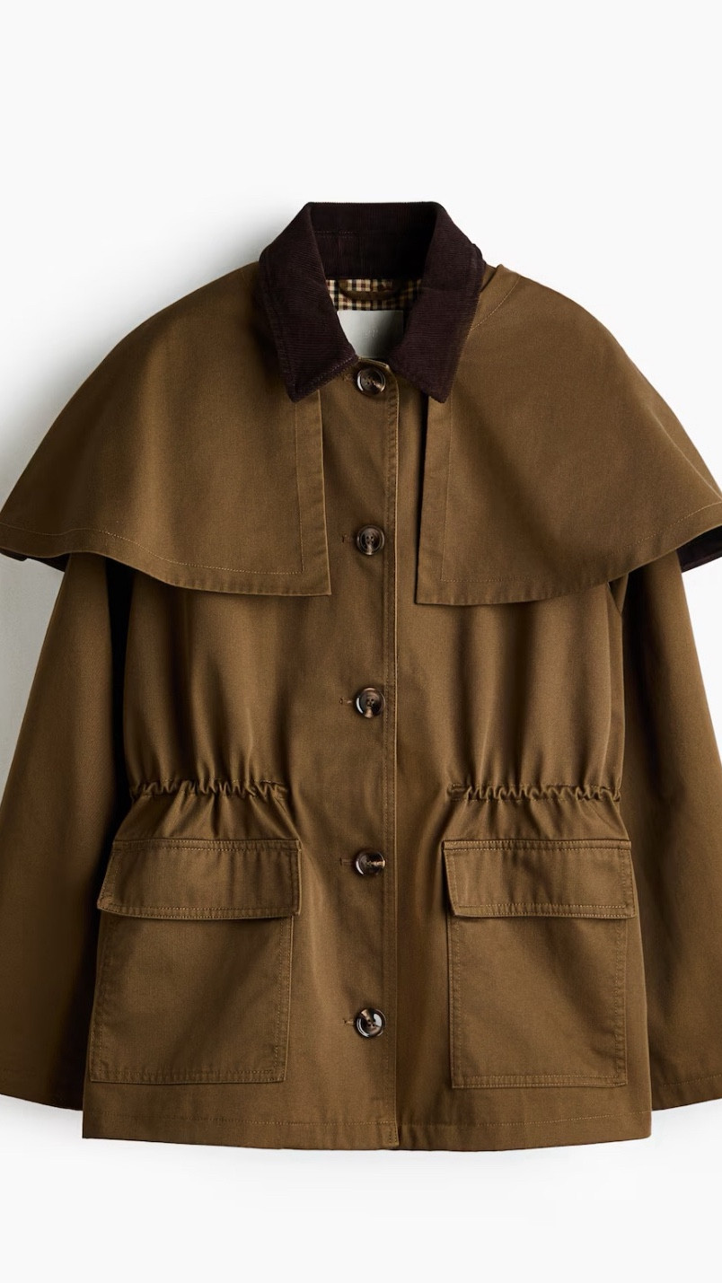 Cape trench jackets and utility coats are perfect for spring. It’s a great transitional piece. #SpringJackets #SpringStyle 