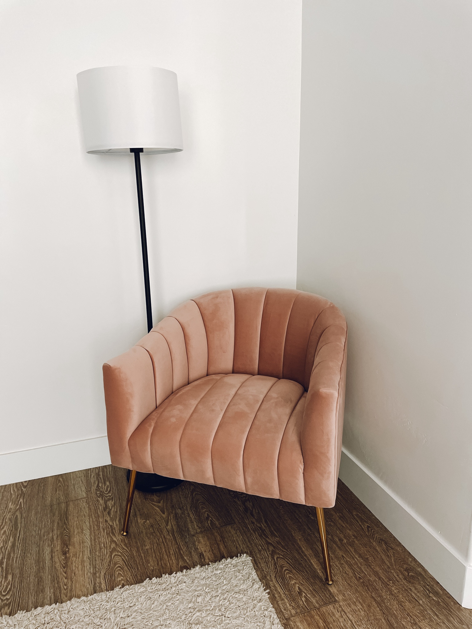 new pink chair for my office!! perfect for what I was looking for!! Comes in more colors! easy to put together!

| home decor | office chair | reading chair | living room chair | pink velvet chair 

#LTKHome