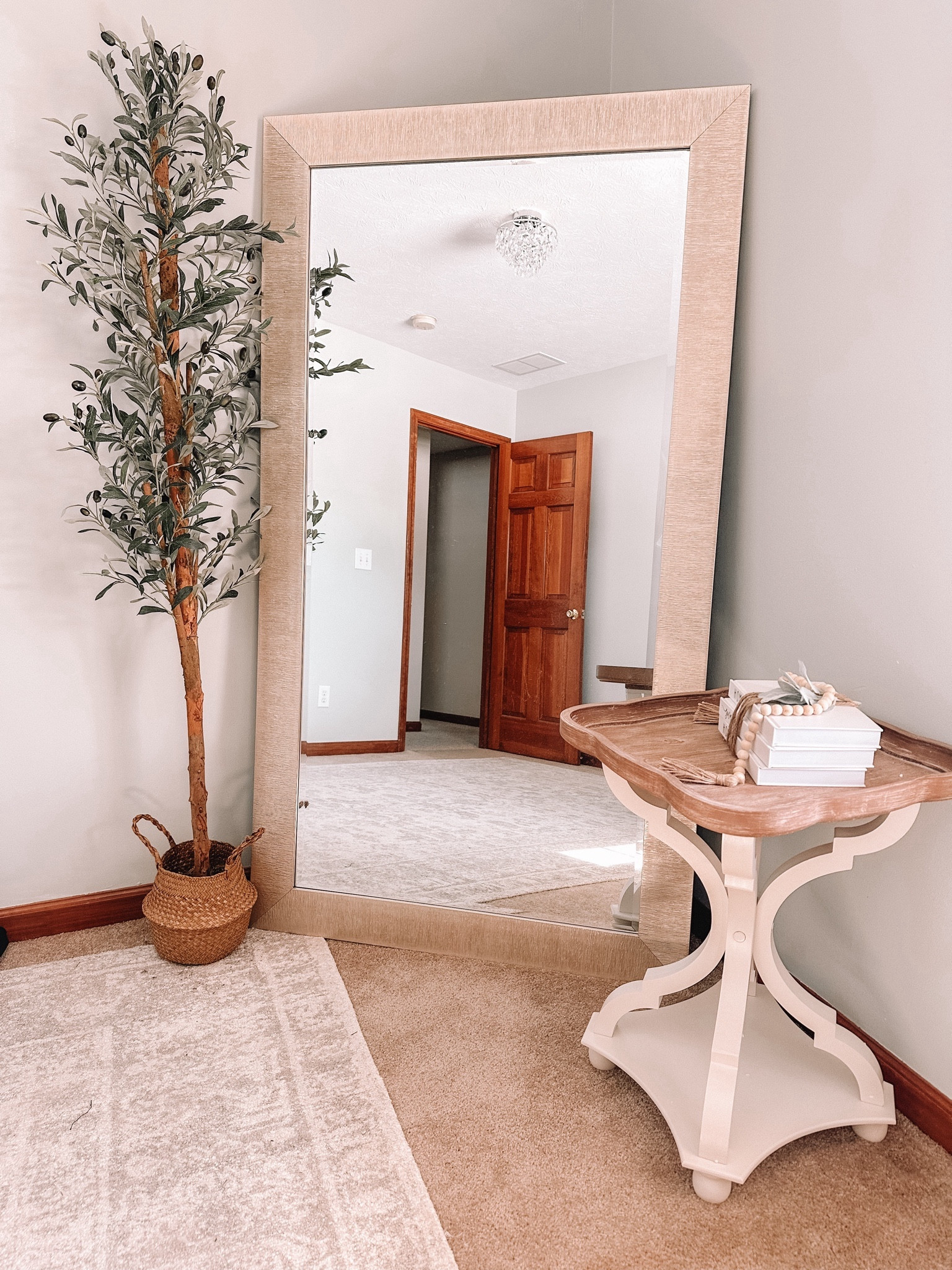 Home office decor farmhouse 

#LTKfindsunder50 #LTKhome