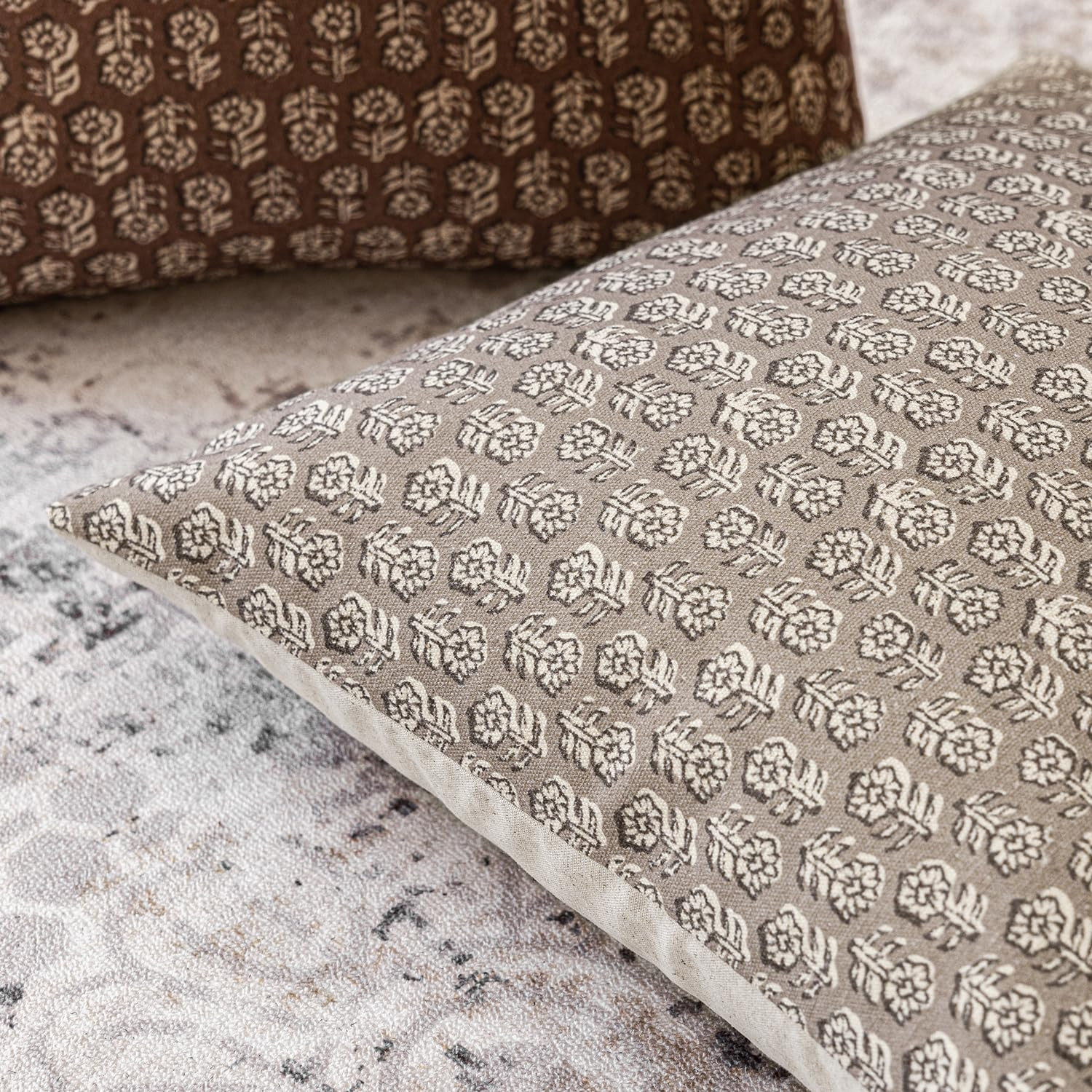 Foindtower Set of 2 Decorative Vintage Floral Print Throw Pillow Covers Neutral Modern Farmhouse ... | Amazon (US)