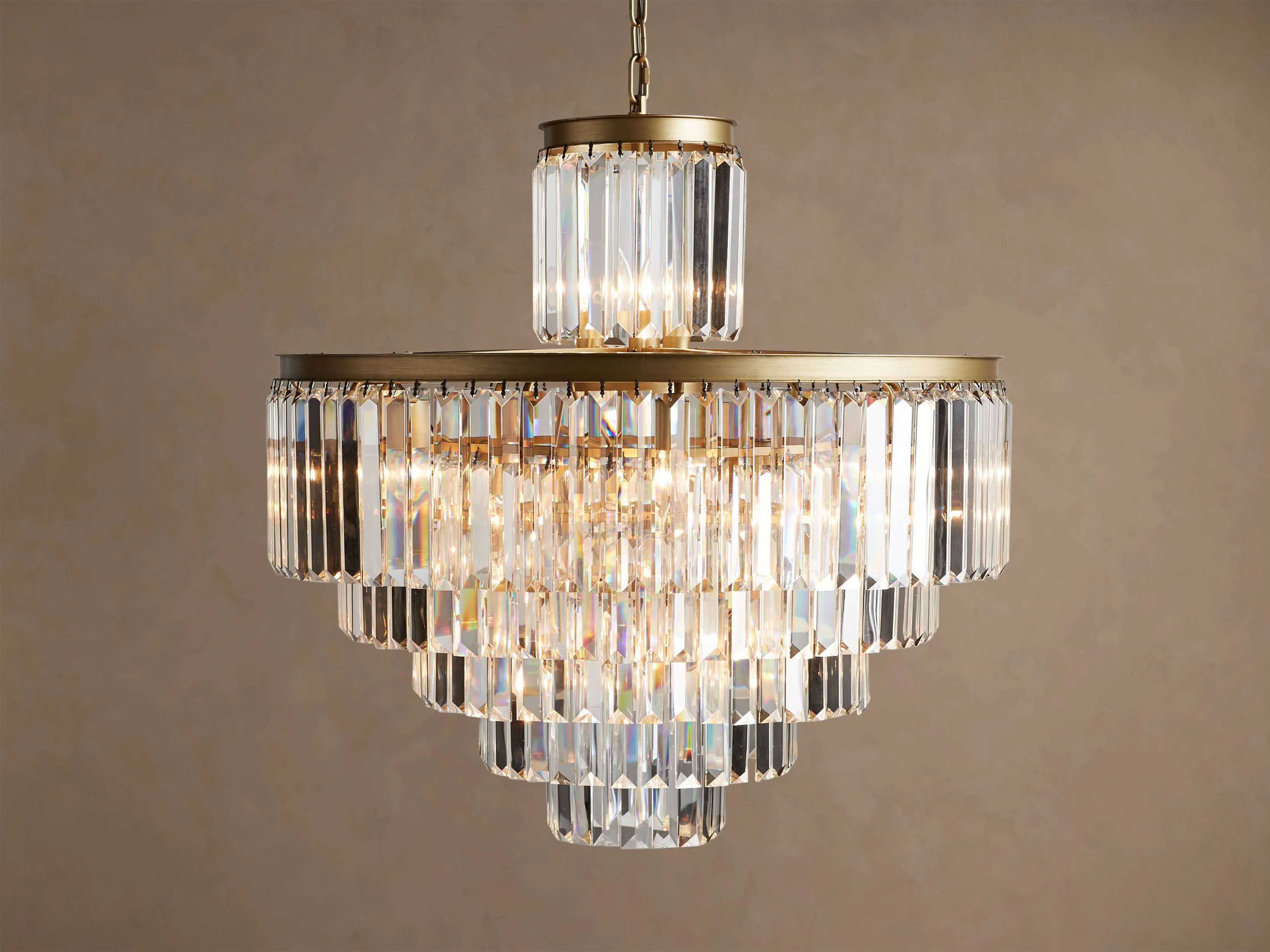 Leyland Chandelier | Arhaus