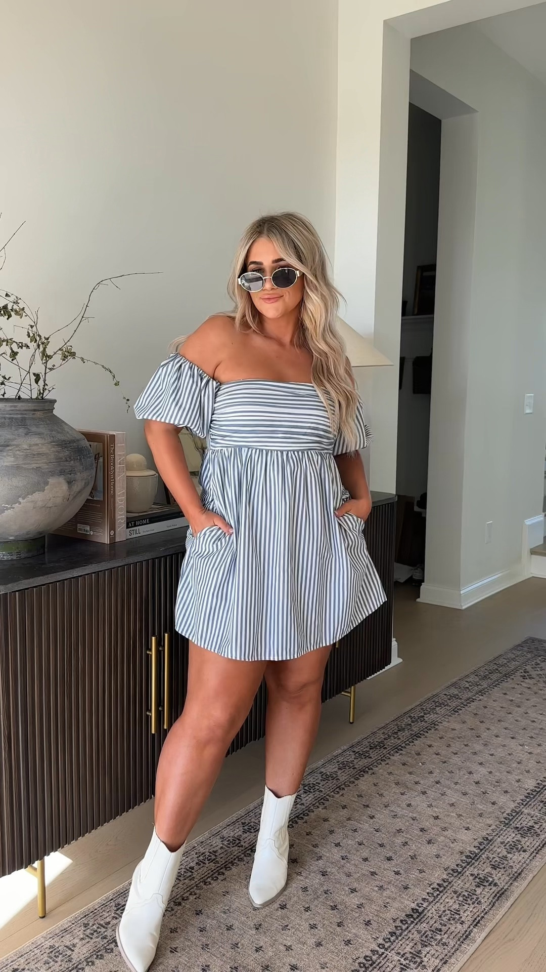 Easy country concert fit!! 🫶🏼 I’m wearing a size medium in the dress (romper) 🤠
