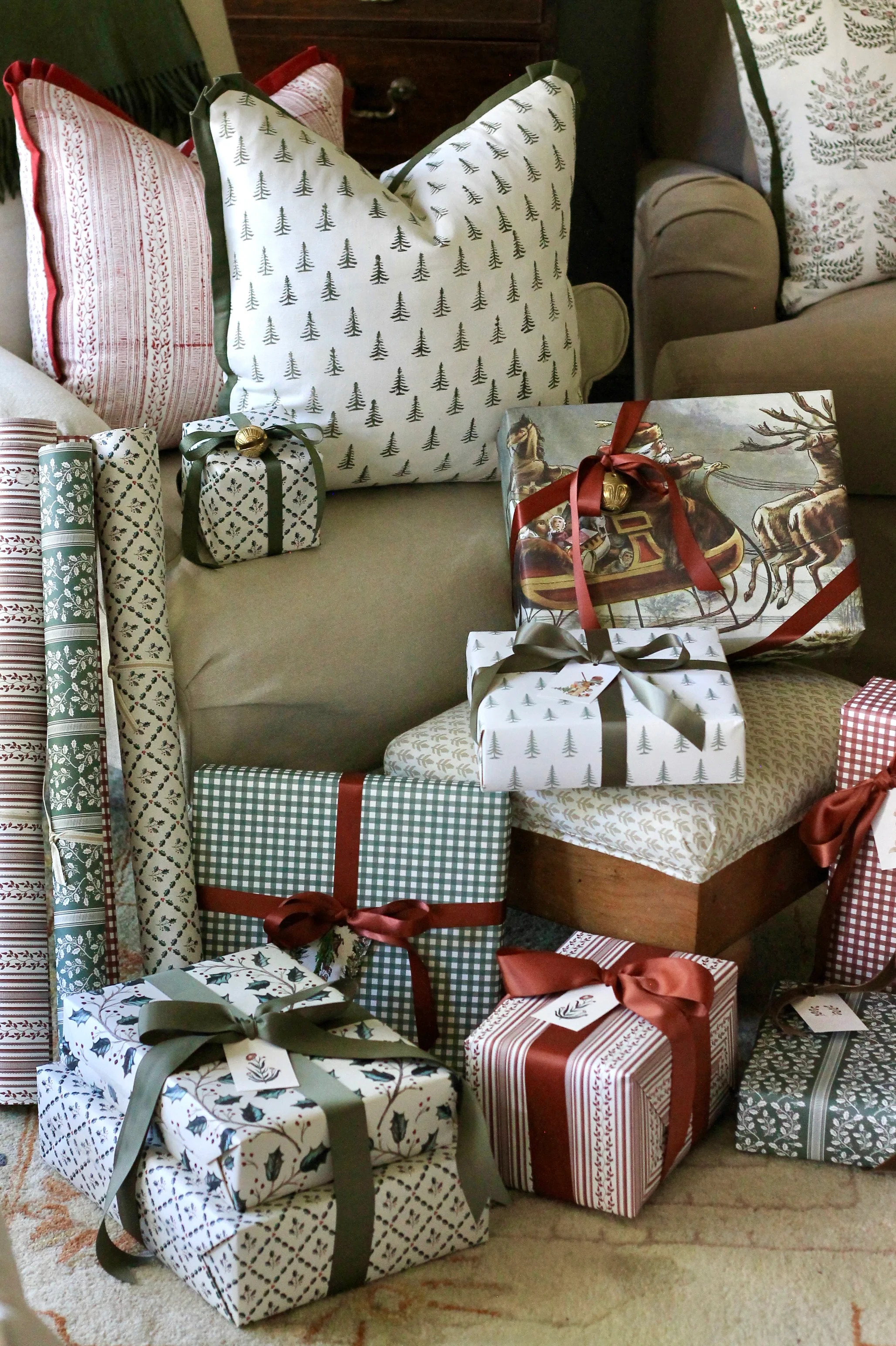 Henry Gingham Moss Wrapping Papers - 4 sheets | JSH Home Essentials