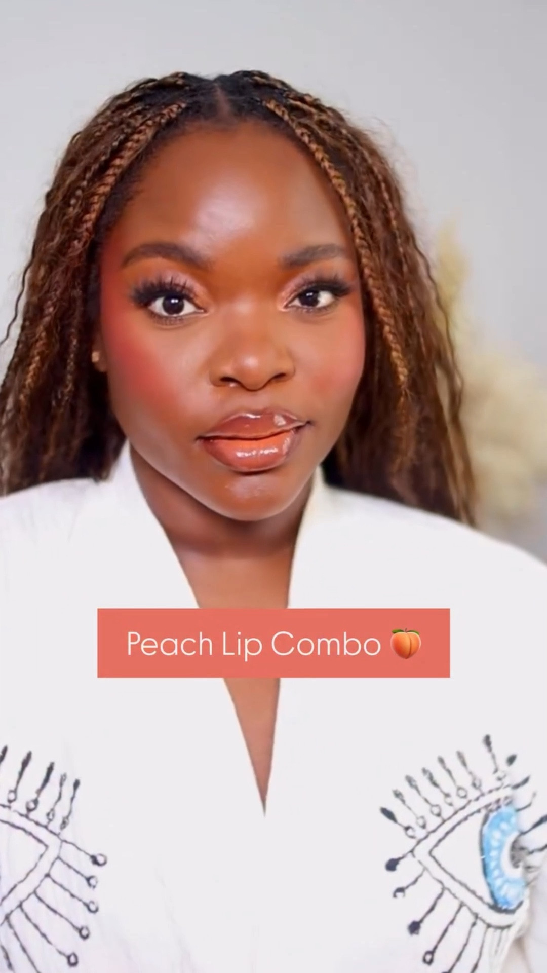 A peach pout perfect for summer 🍑

@juviasplace Longwear lip liner Coffee Bean
@fentybeauty Gloss Bomb Cream Honey Waffles 

#LTKBeauty