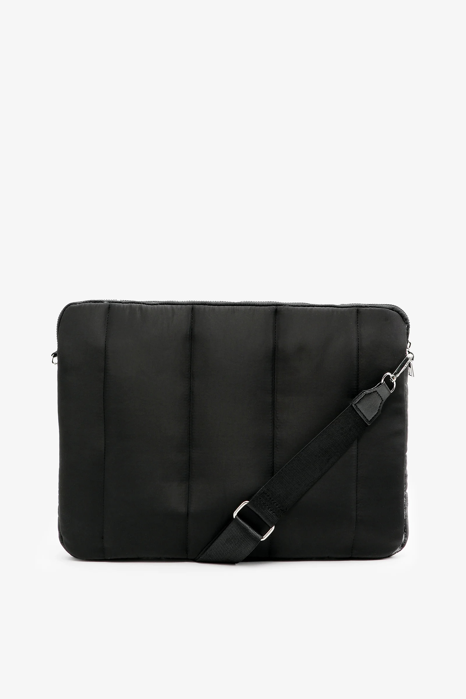 Quilted Crossbody Laptop Case | Ardene