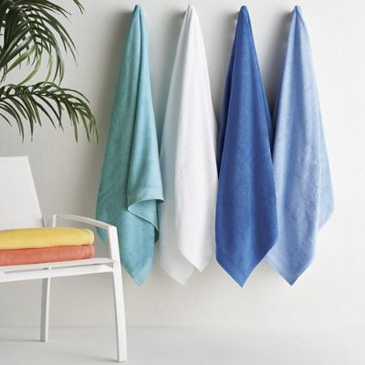 Frontgate Resort Collection™ Solid Beach Towel | Frontgate | Frontgate