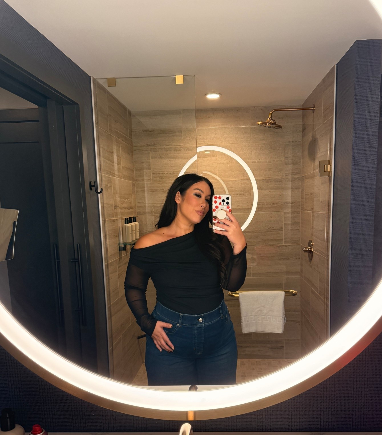 Wearing a size 1x in these Spanx jeans! Use code BONNIEXSPANX
-
-
-
Casual fall outfit, fall fashion, fall style, easy outfit idea, fall ootd, midsize fashion, midsize style 

#LTKMidsize #LTKCon