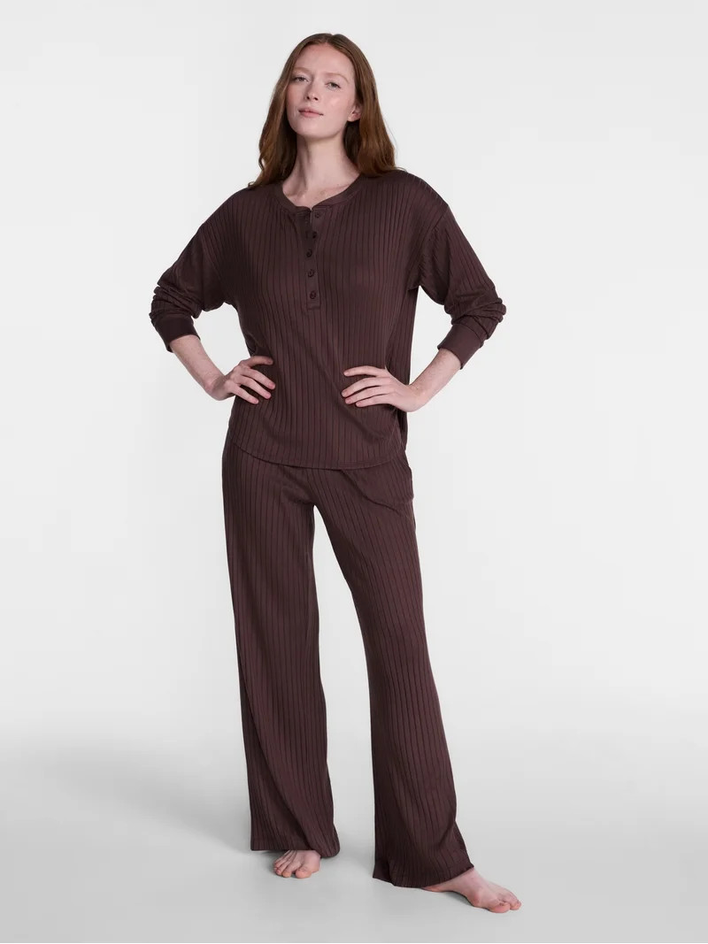 Joyspun Women's Cozy Lounge Collection Hacci Henley Top and Pants, 2-Piece Pajama Set, Sizes XS-3... | Walmart (US)
