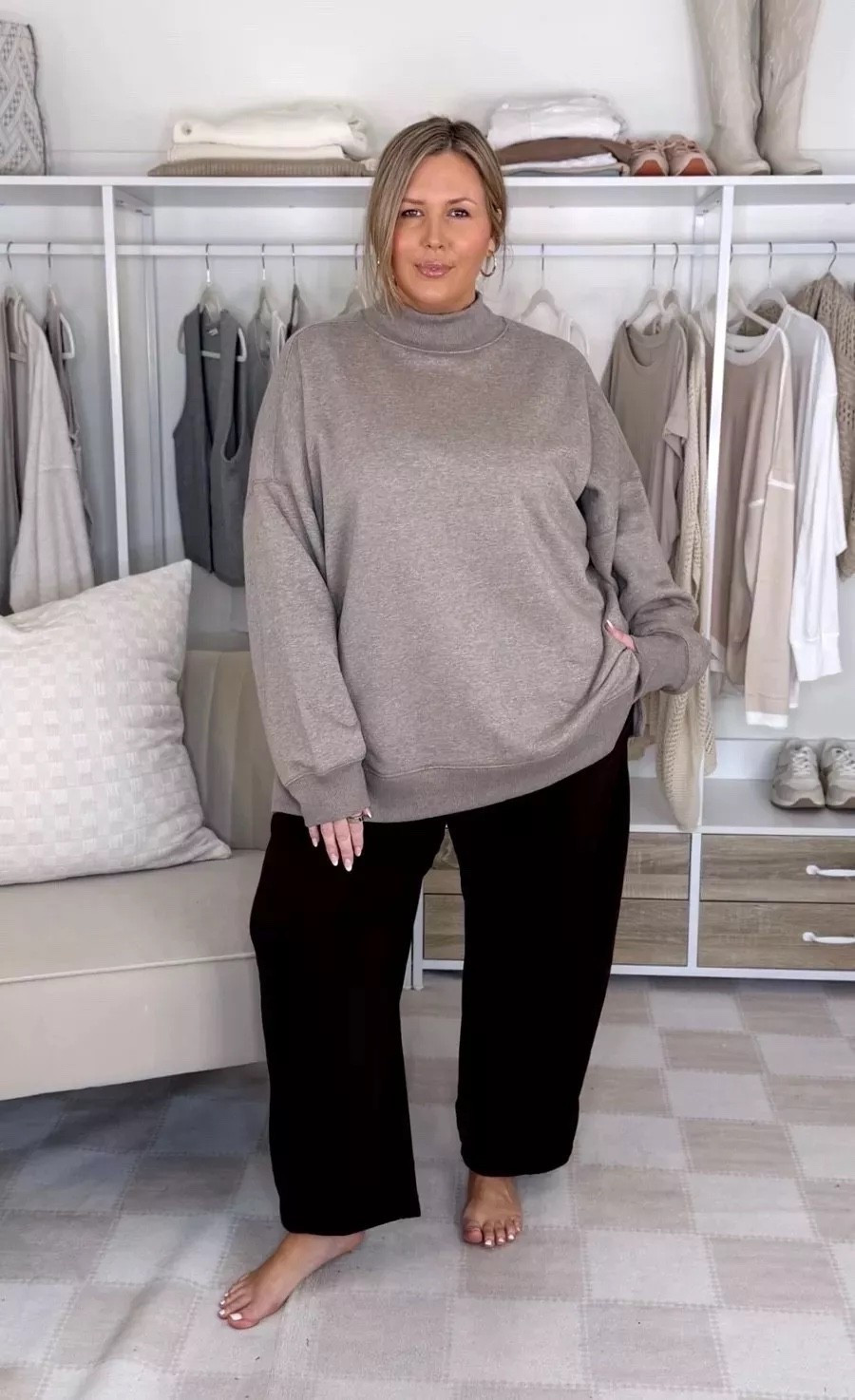 Wearing a XXL in everything here!


Winter fashion, trendy outfit idea, mom style, american eagle, chic style, comfy casual, loungewear 

#LTKMidsize #LTKOver40 #LTKPlusSize