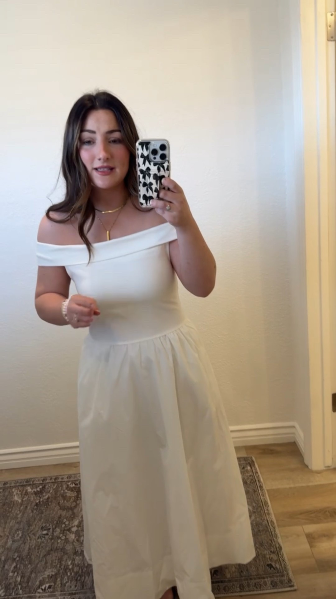 Off the shoulder dress size small petite 

Currently on sale!! 

(reminder I'm 5'0" 140lbs)

#LTKSaleAlert #LTKPetite #LTKFindsUnder100