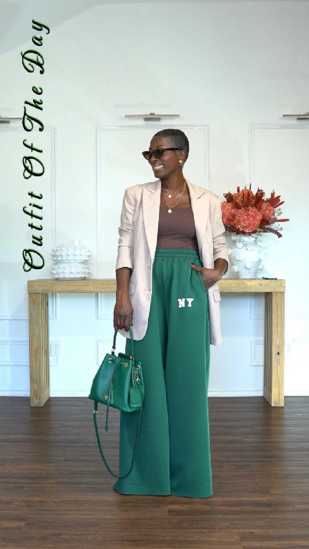 Styled this very comfy sweatpants, I love it so much !#LTKStyleTip

#LTKU #LTKSeasonal