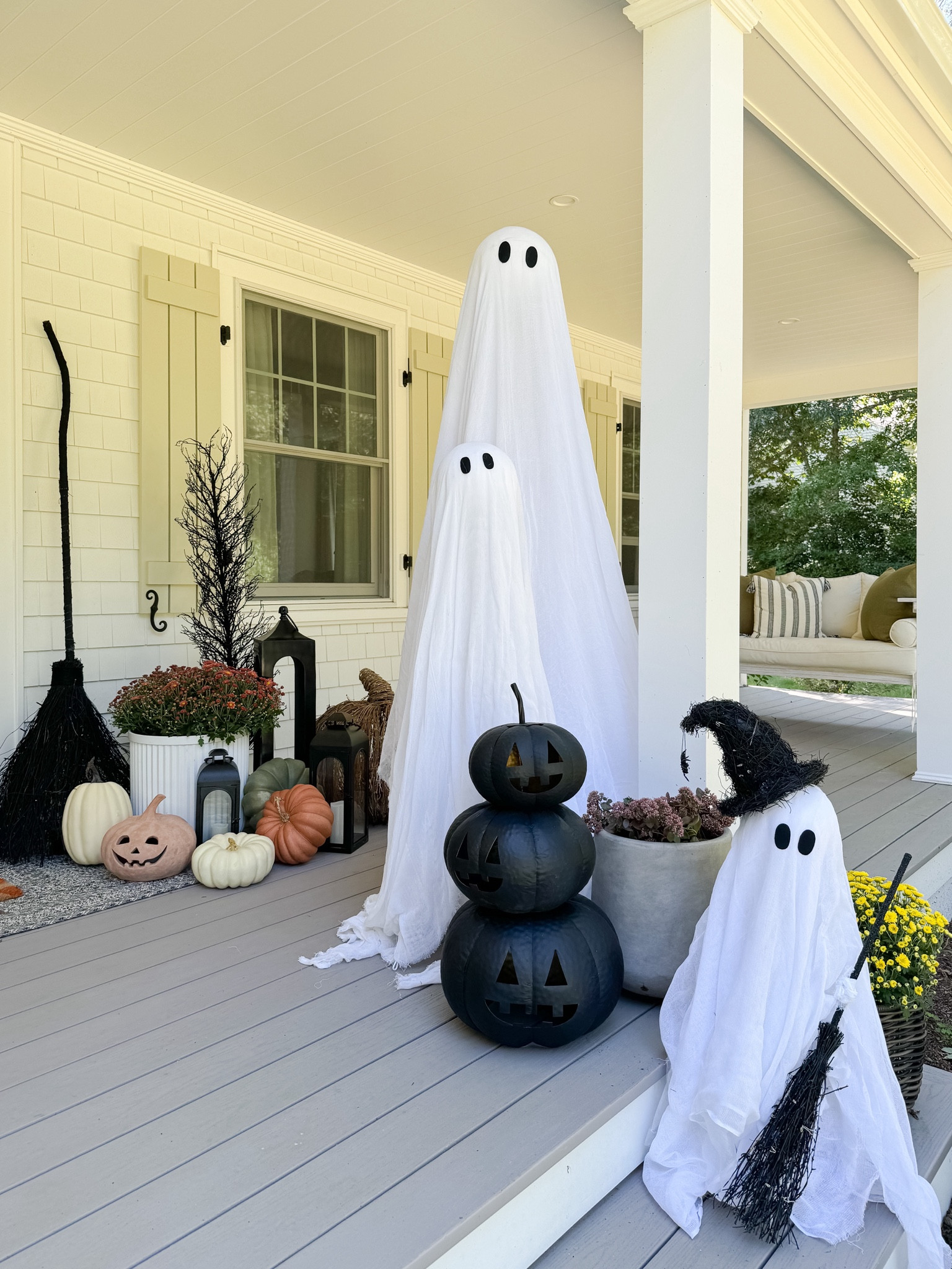 Fall front porch, Halloween decor, fall outdoor, Amazon front porch 

#LTKfindsunder50 #LTKSeasonal #LTKhome
