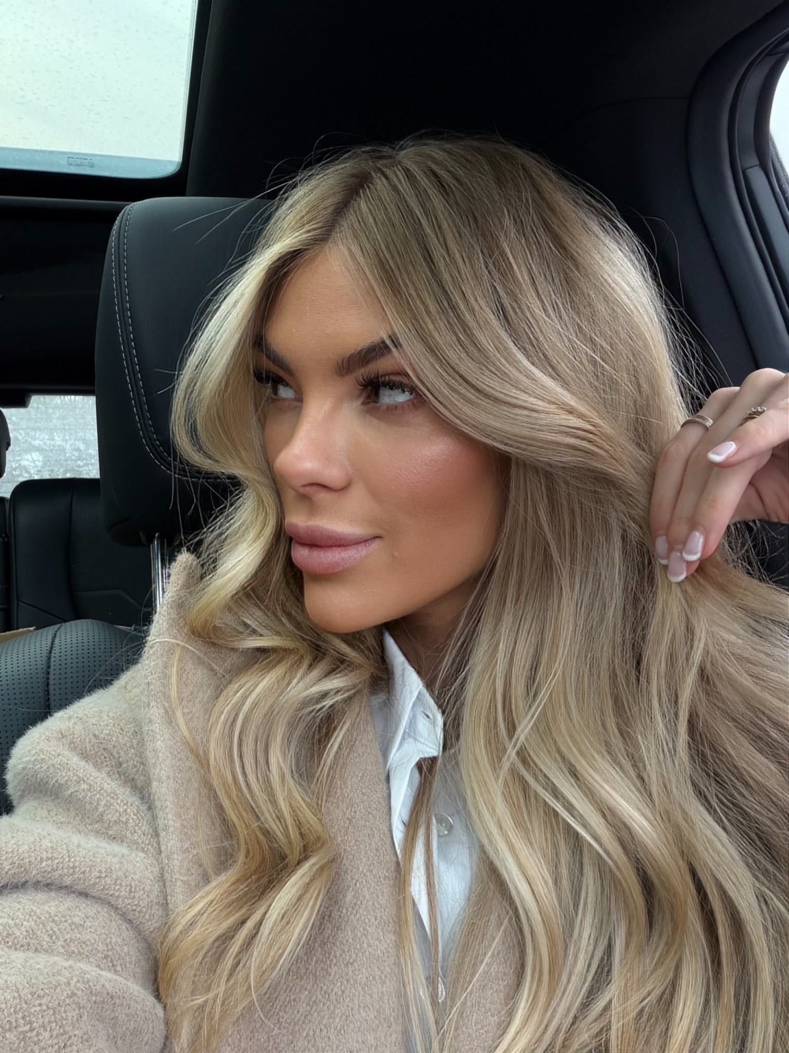 Daytime fresh skin foundation 🤏🏼🤏🏼
 
CT shade 5
Natasha foundation shade 7N
Concealer shade 3N

#LTKgrwm #LTKmorningroutine #LTKBeauty