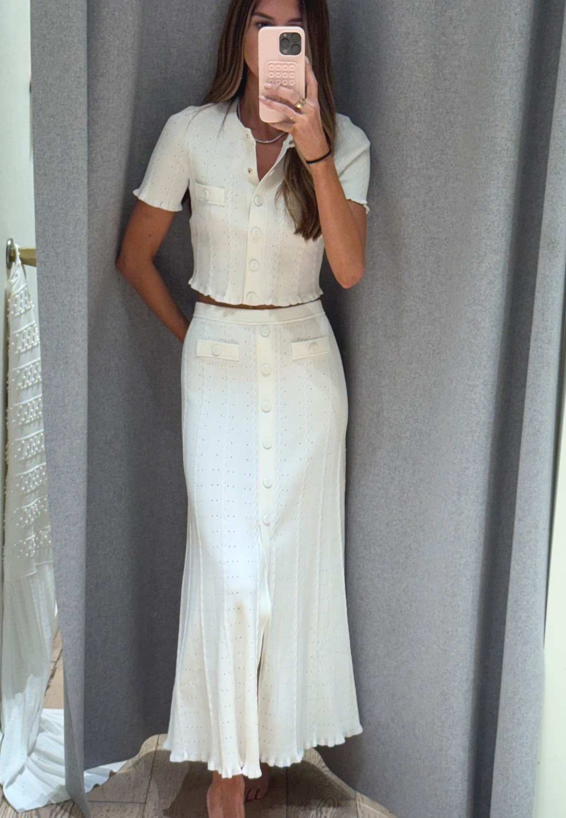 Sandro finds for a bride !!