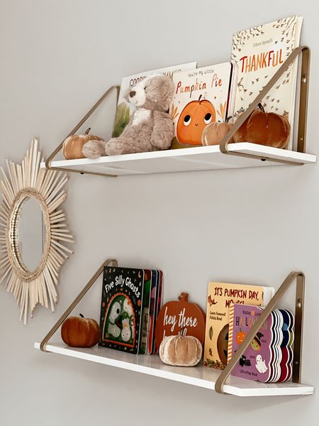 Fall bookshelf for baby // toddler 

Halloween books
Thanksgiving books
Fall books
Fall decor
Nursery shelves 
Pumpkins

#LTKbaby #LTKSeasonal #LTKkids