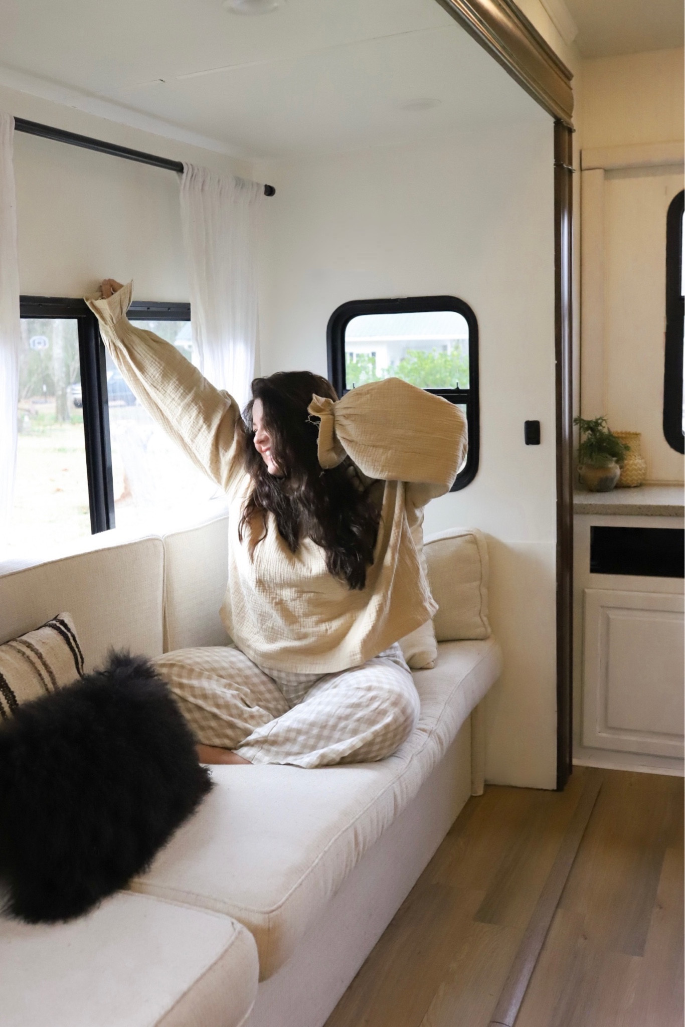 Lounging around with Altair the Label today! Taking a break from decluttering + putting away all the Christmas goodies. RV life at it’s finest! 🤪

#liketkit #altairthelabel #ad #loungewearforlife @shop.LTK @altairthelabel https://liketk.it/4rF6x 

#LTKmidsize #LTKworkwear #LTKtravel