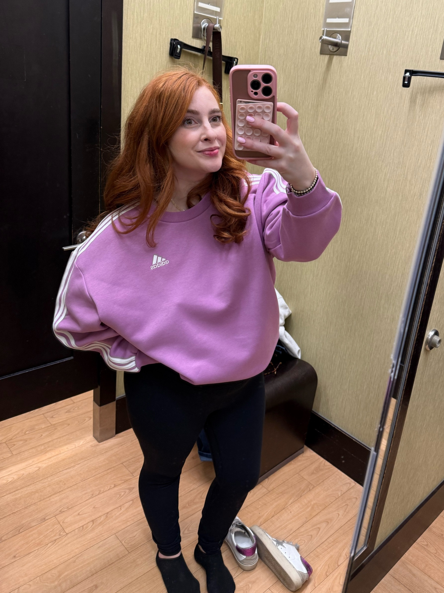 loving this crewneck💞



#LTKSeasonal #LTKMidsize #LTKGiftGuide