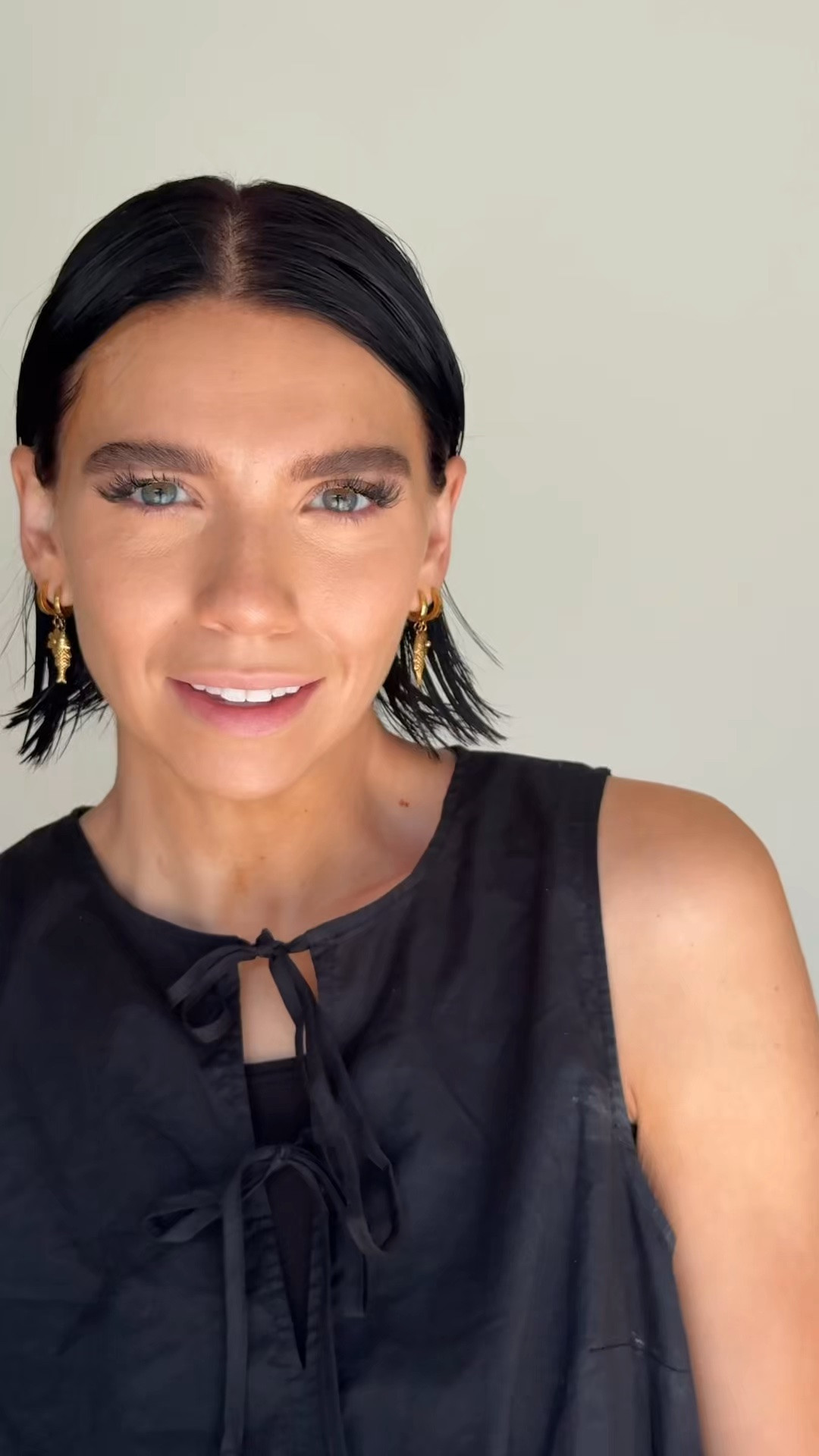 My summer makeup routine featuring Laura Geller✨ The summer glow wouldn’t be possible without these products 🙌🏻

#LTKgrwm #LTKselfcare #LTKSaleAlert