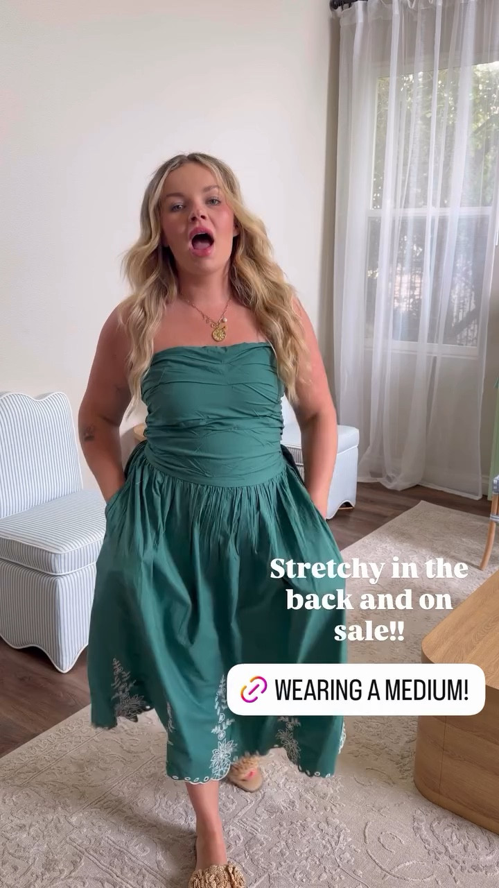 Gorgeous green strapless dress!!  Stretchy in the back and on sale!!

And it’s on deal right now!! 🙌🏻

#LTKMidsize #LTKSeasonal #LTKSaleAlert