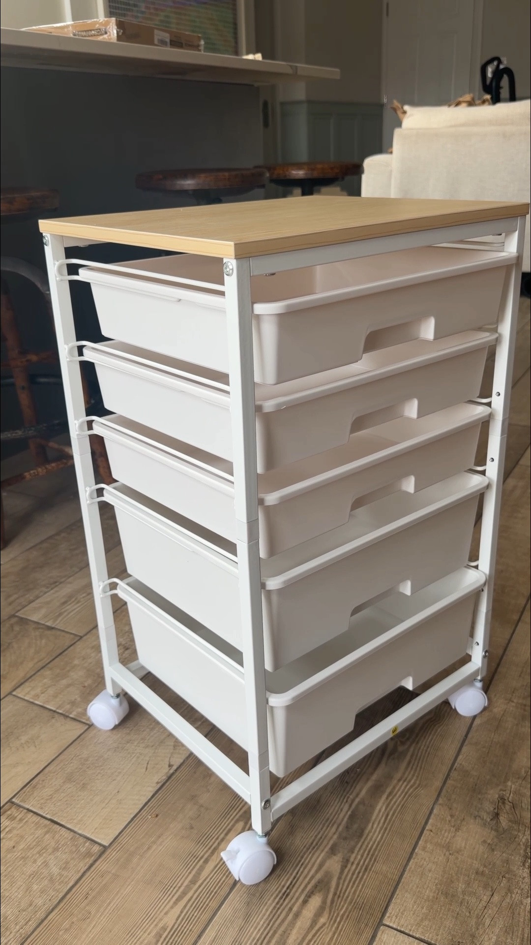 So pleased with this 5-Drawer Storage Trolley Rolling Cart that I bought to store all my makeup and beauty bits! I chose the white one as it’s currently in the sale, but it also comes in gorgeous colours including green, pink, brown and black.

I love that it’s a mobile rolling cart, making it super practical, and the quality is great too! It would look perfect in a bedroom, office or even the living room. Definitely a stylish and useful storage solution! AD #amazon @amazonfindsandfashion

#LTKuk #LTKbeauty #LTKhome